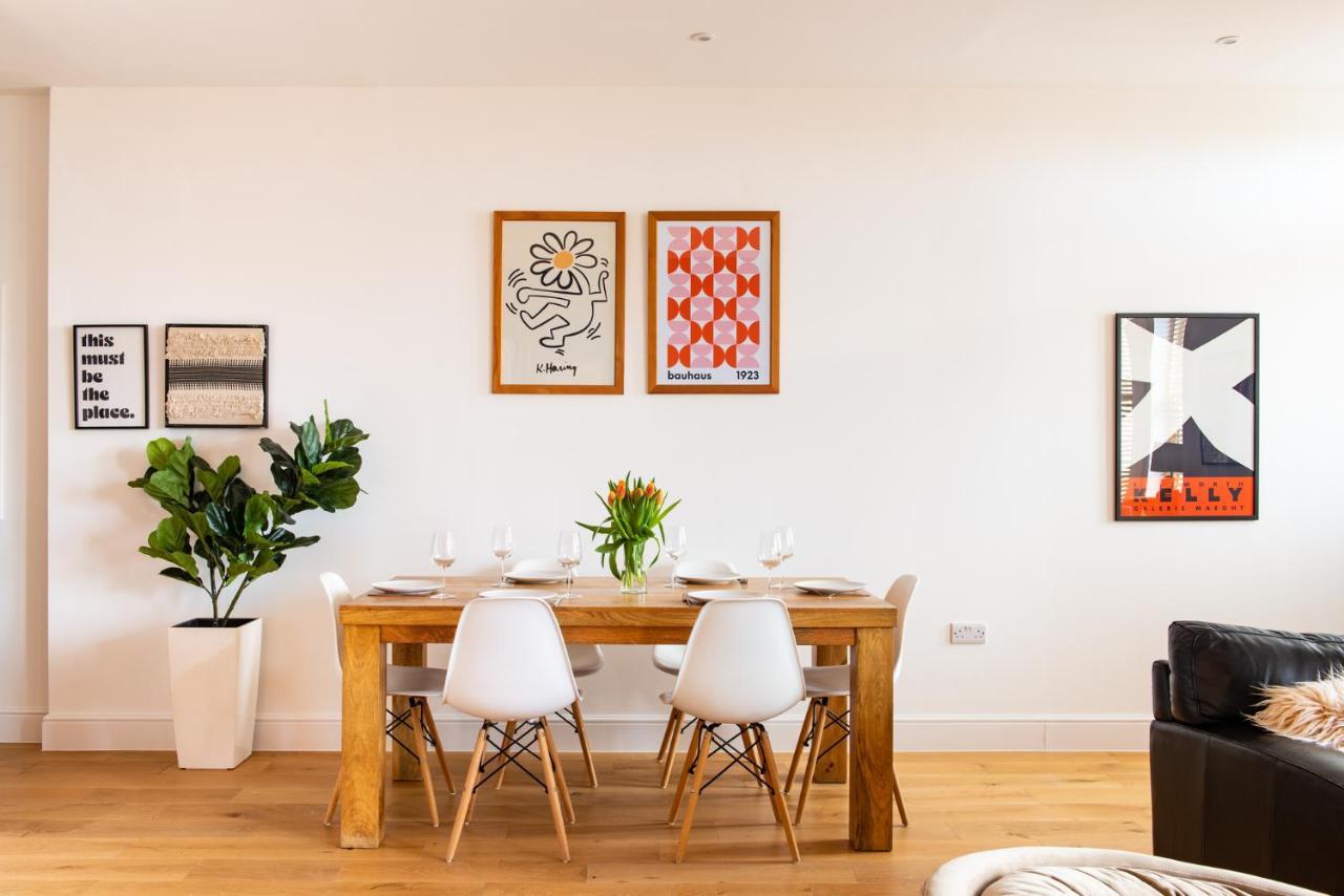 Stunning 2 Bed Apartment Sea Views And Parking Worthing Værelse billede